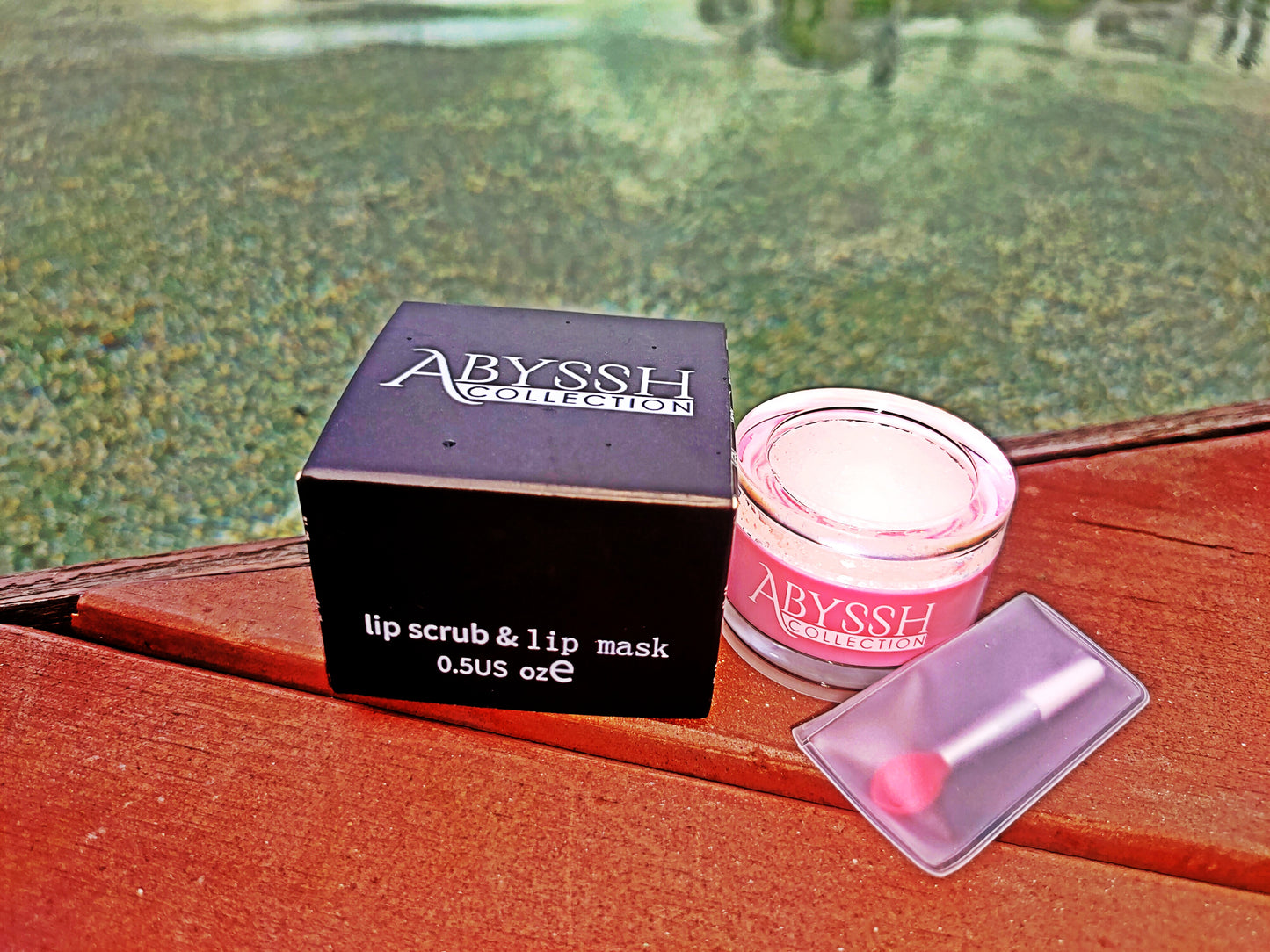 2 in 1 Brightening Lip Scrub and Lip Balm